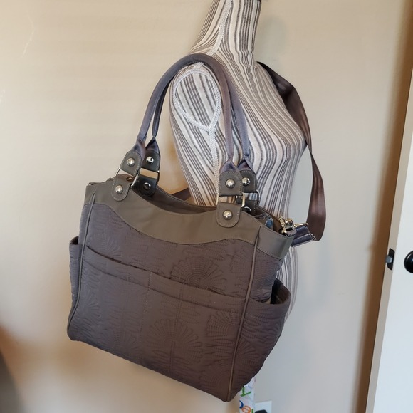 Petunia Pickle Bottom Convertible Diaper Bag Backpack Tote Gray Floral Quilted - Picture 2 of 14